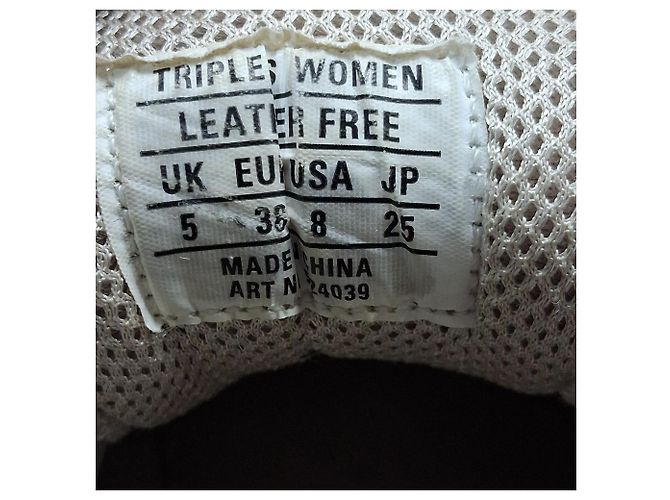 Baskets Triple S Balenciaga en polyester beige - vue 8