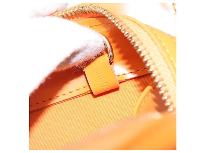 Louis Vuitton Croisette Epi Leather PM Orange - vue 7