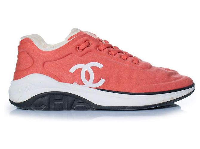 Chanel, sneakers basse in lycra rosa con logo CC 19P Nero Bianco - vista 4