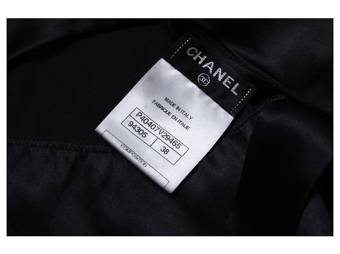 Chanel, top in seta nera con fiocco sul retro Nero - vista 8