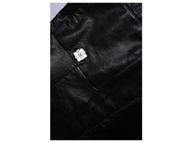 Chanel, schwarze geraffte Jacke mit 4 Taschen aus Leder - Ansicht 5