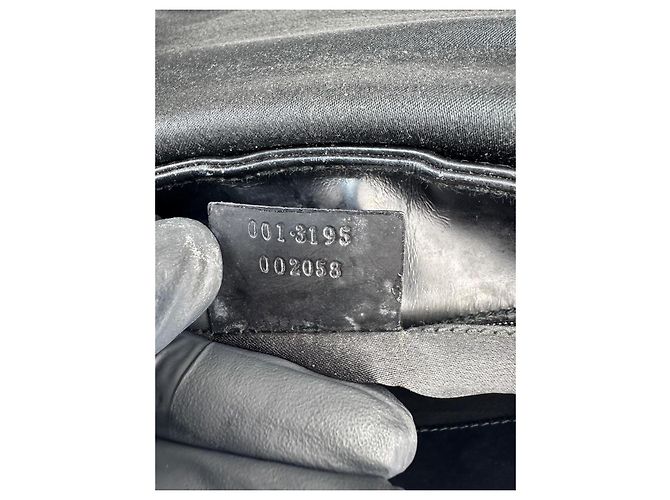 Borsa a spalla Gucci in pelle nera 303 Nero - view 12