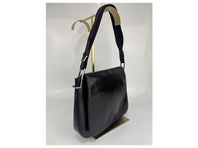 Borsa a spalla Gucci in pelle nera 303 Nero - view 3