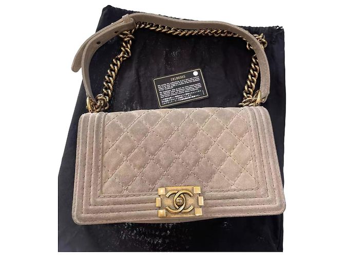 Bolso Boy Flap Chanel de ante acolchado desgastado - Tamaño mediano antiguo Beige - vista 6