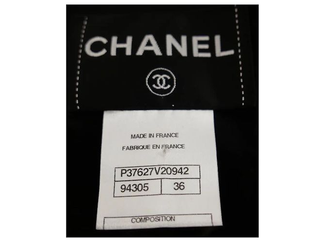 Schwarzer Kurzarmkleid-Mantel von Chanel Resort 2010 - Ansicht 9