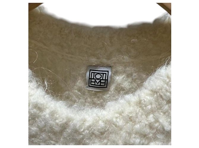 Totême toteme Boxy Bouclé-Strick Milch Weiß - Ansicht 5