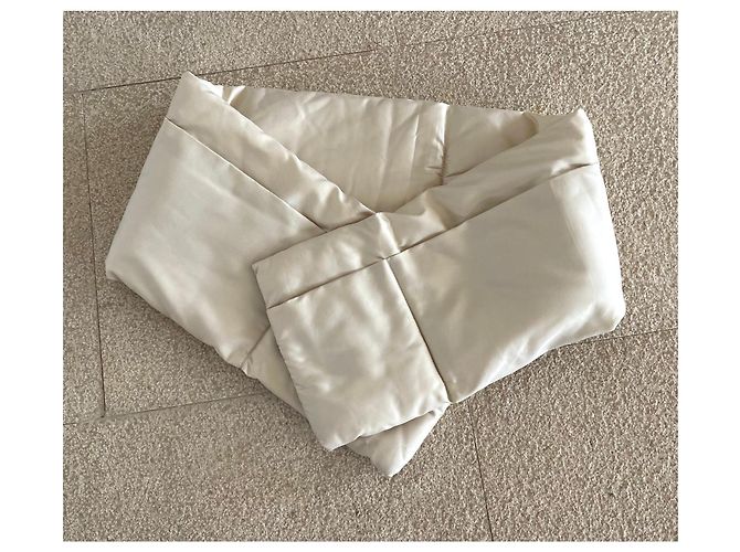 Autre Marque Gepolsterter Gürtel Nema Tiber oder Stola "Nema Tiber" Beige - Ansicht 2