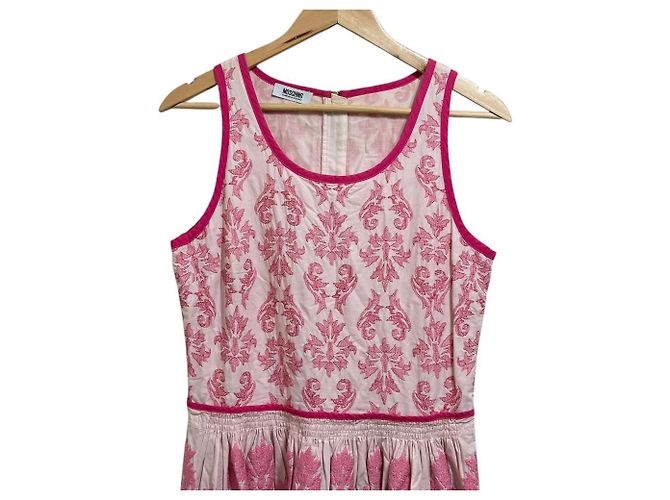 Besticktes Kleid von Moschino Cheap And Chic Pink - Ansicht 3