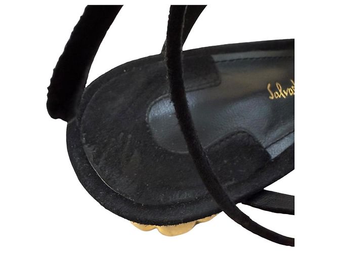 Sandali in suede con lacci Salvatore Ferragamo Nero - vista 10