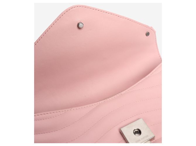 Louis Vuitton Borsa trapuntata New Wave rosa 2018 - vista 6