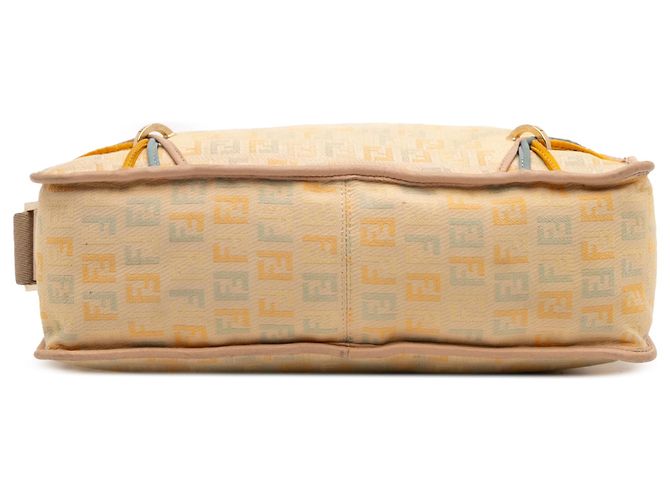 Fendi Beige Zucchino Canvas F Charm Crossbody - vista 3