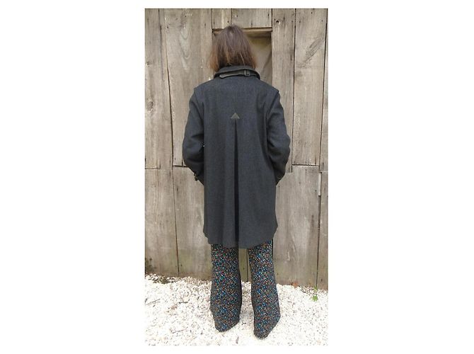 Abrigo Burberry Loden de lana gris - vista 2