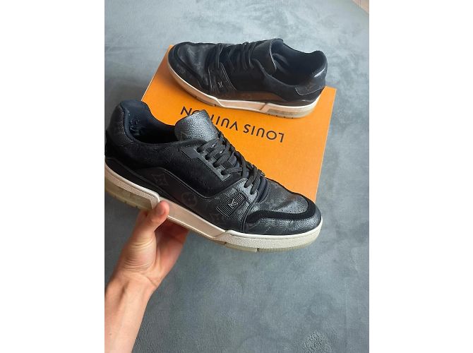 Sneakers Louis Vuitton in pelle nera Nero - vista 2