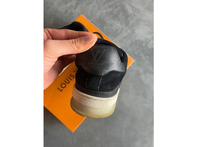 Sneakers Louis Vuitton in pelle nera Nero - vista 5