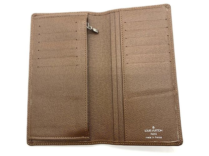 Louis Vuitton Taiga Brazza Brown Bifold Geldbörse Braun - Ansicht 3