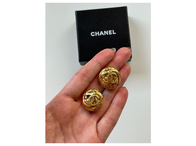 Clip CHANEL trapuntati vintage 1996 D'oro - vista 4