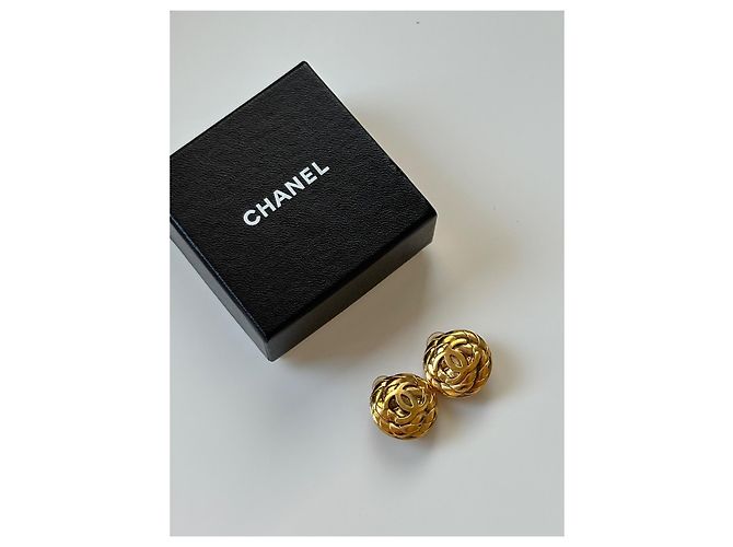 Clip CHANEL trapuntati vintage 1996 D'oro - vista 6