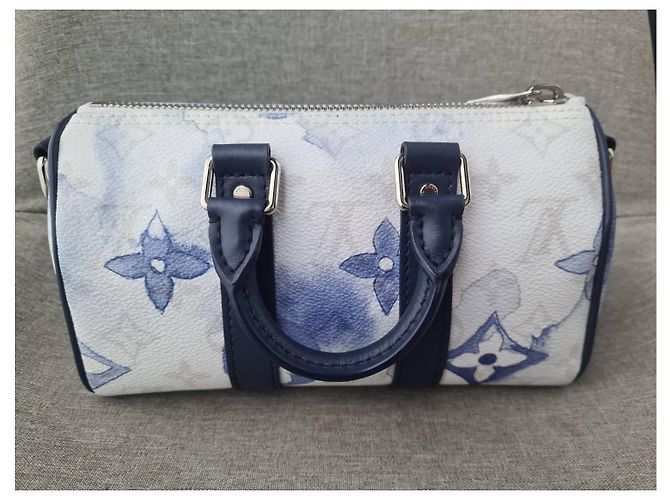 Borsa a tracolla Keepall XS Monogram Watercolor Bianco Blu di Louis Vuitton - vista 3