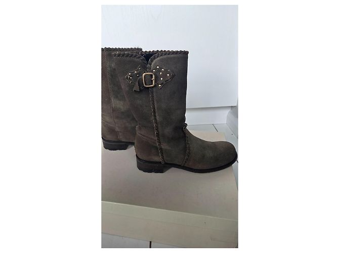 Jimmy Choo Suede Lavado Metálico Hexagonal Caqui - vista 2