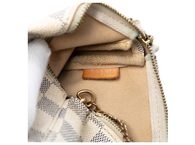 Mini Pochette Accessoires Damier Azur Bianco Louis Vuitton - vista 6