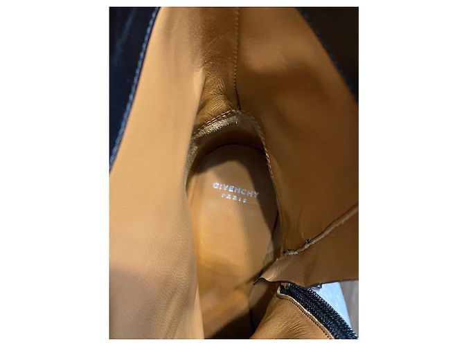 Incríveis Botas Givenchy Shark Lock Preto - vista 3