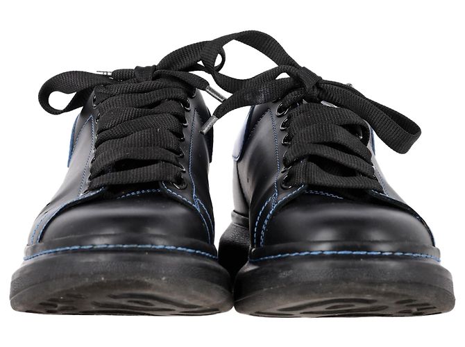 Sneakers Oversized Alexander McQueen in Pelle Nera Nero - vista 2