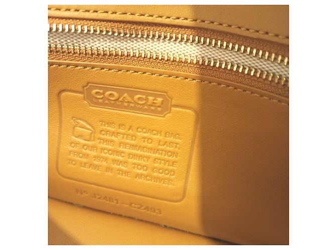 Coach Dinky Tasche mit Kirschmuster Lila Aus weiß - Ansicht 11