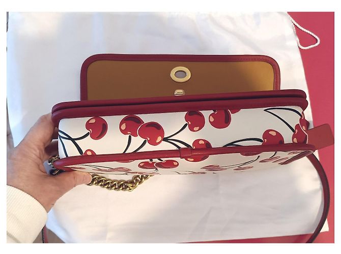 Coach Dinky Tasche mit Kirschmuster Lila Aus weiß - Ansicht 12