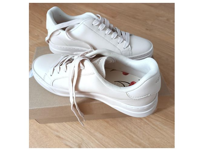 Coach Sneakers mit Kirschmuster Aus weiß - Ansicht 10