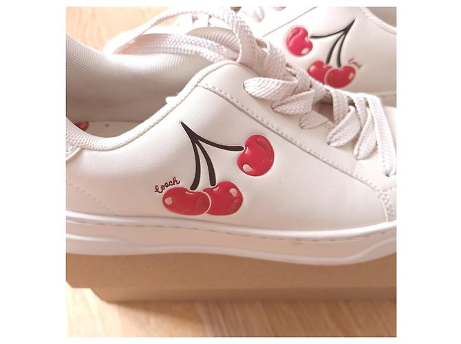 Coach Sneakers mit Kirschmuster Aus weiß - Ansicht 2