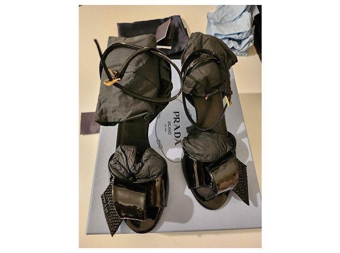 Prada Sandali con tacco "VERNICE CRYSTAL" Nero - vista 4