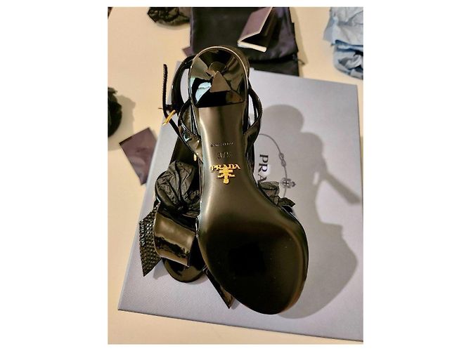 Prada Sandali con tacco "VERNICE CRYSTAL" Nero - vista 5