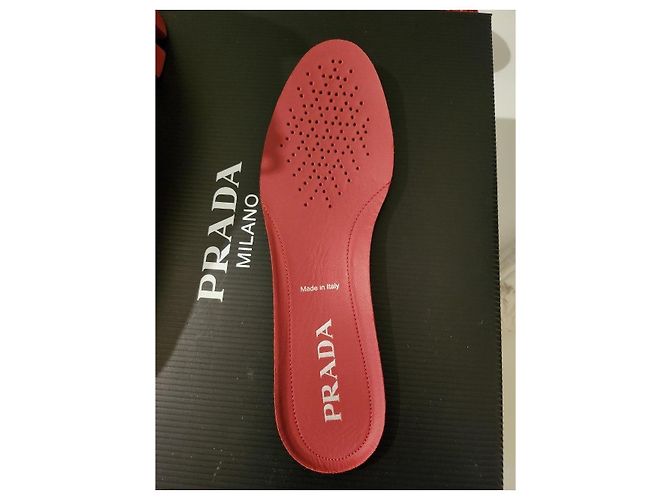 Prada Cloudbust Thunder Vermelho - vista 8
