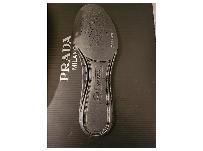 Prada Cloudbust Thunder Vermelho - vista 9