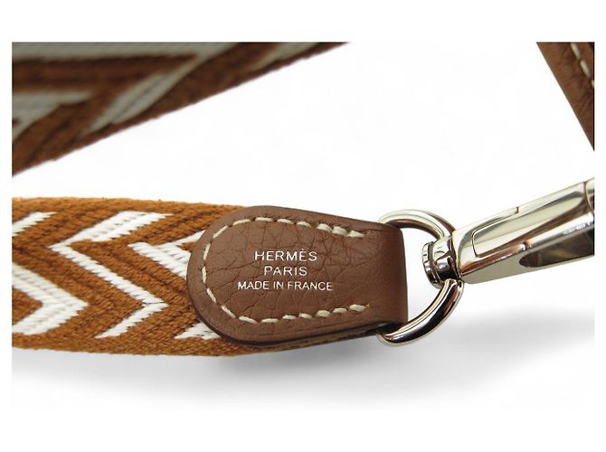 Hermès NUOVA BORSA HERMES EVELYNE AMAZONE 16 PELLE CLEMENCE ORO CINGHIA ZIG ZAG Marrone - vista 12