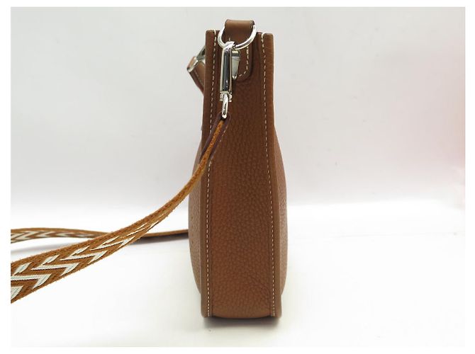 Hermès NUOVA BORSA HERMES EVELYNE AMAZONE 16 PELLE CLEMENCE ORO CINGHIA ZIG ZAG Marrone - vista 4