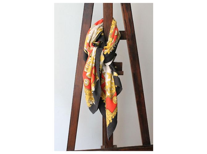 Bufanda de seda Hermès modelo 'Le débuché' caza Multicolor - vista 3