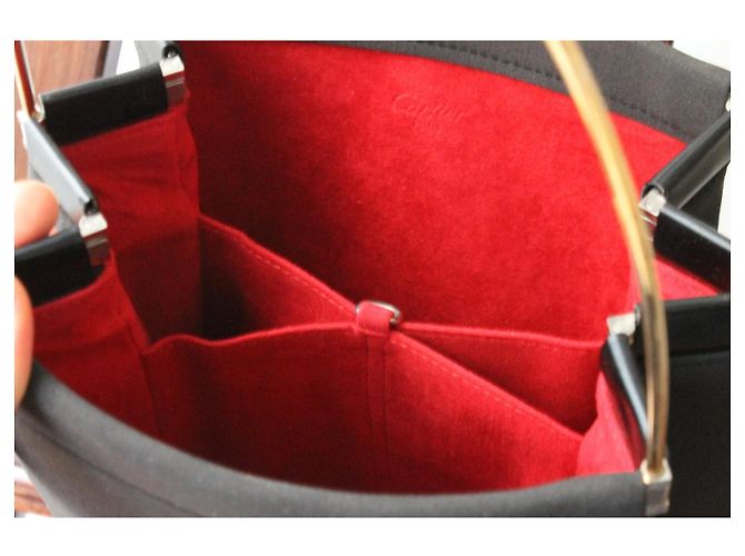 Borsa modello Trinity di Cartier in tessuto nero e pelle rossa - vista 6