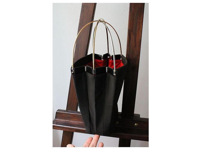 Borsa modello Trinity di Cartier in tessuto nero e pelle rossa - vista 8
