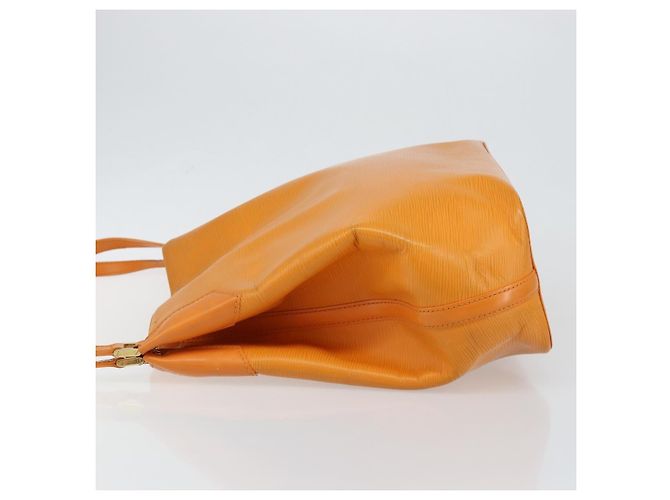 Louis Vuitton Mandara Epi Leather GM Arancione - vista 4