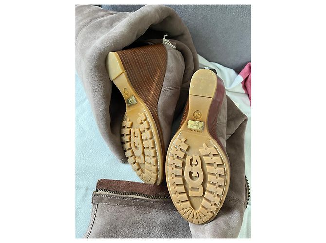 Ugg W Fiorentina Botas Altas de Gamuza Beige - vista 4