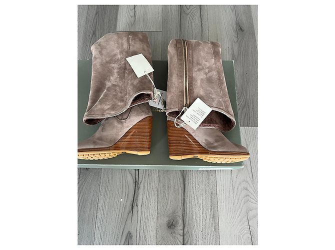 Ugg W Fiorentina Botas Altas de Gamuza Beige - vista 8