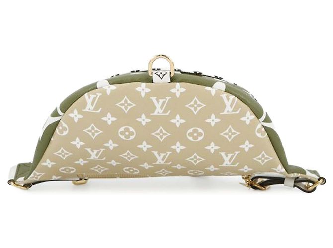 Bumbag gigante Monogram verde Louis Vuitton - vista 4