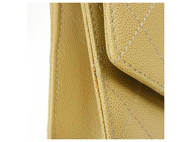 Borsa a mano in pelle di vitello grana beige Chanel - vista 6