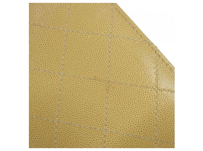 Borsa a mano in pelle di vitello grana beige Chanel - vista 7