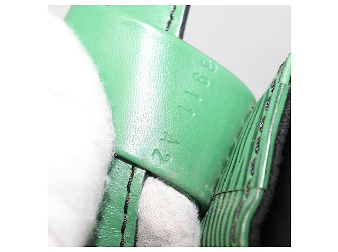Zaino Randonnee in pelle Epi GM Louis Vuitton Verde - vista 7