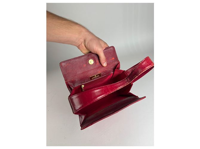 Vintage Givenchy Handtasche aus lackiertem Leder in Rot - Ansicht 3