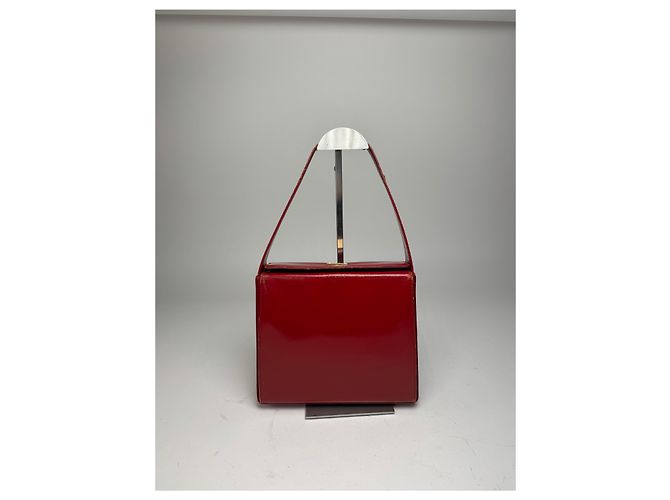 Vintage Givenchy Handtasche aus lackiertem Leder in Rot - Ansicht 8