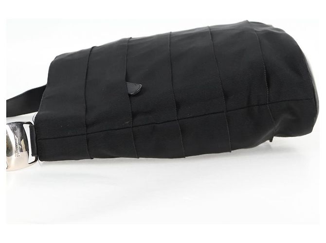 Borsa a Spalla Vala in Nylon Salvatore Ferragamo Nero - vista 3