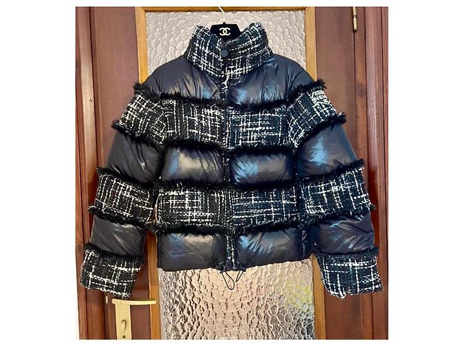 Cambon Chanel Giacca a piuma "Coco neige" in tweed e poliammide Nero Bianco - vista 2
